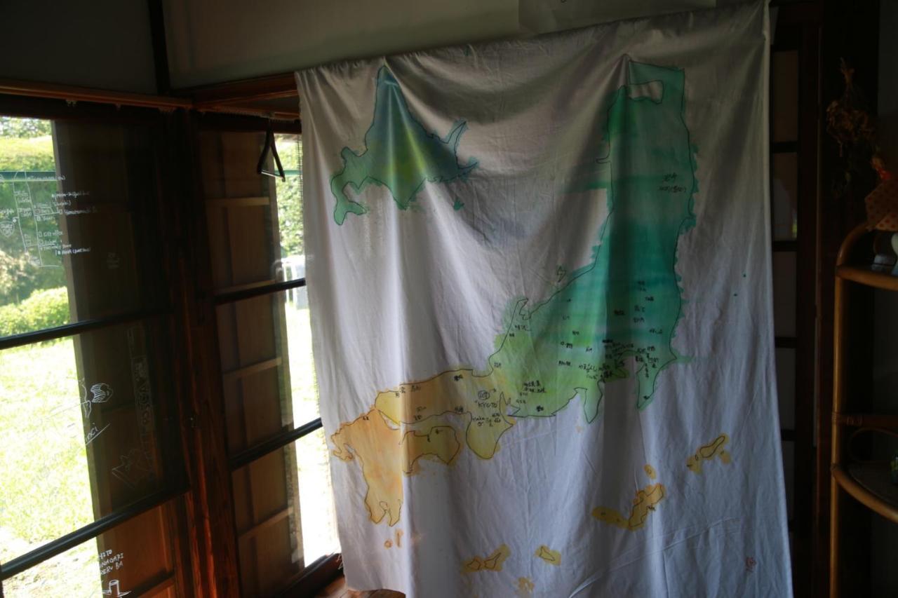 Guest House Yukari Tsuru Esterno foto
